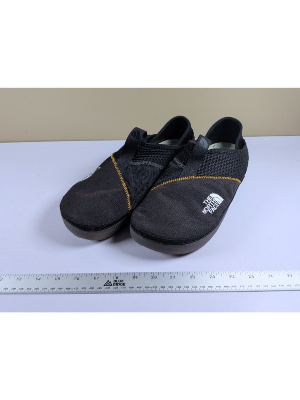 Men's 12/Women's 14 The North Face Base Camp Mule Shoe Black